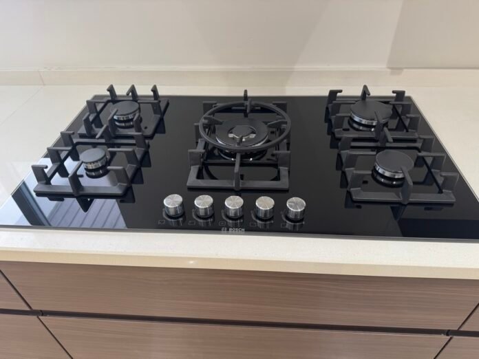 6 Easy Gas Stove Installation & Setup Tips for Beginners