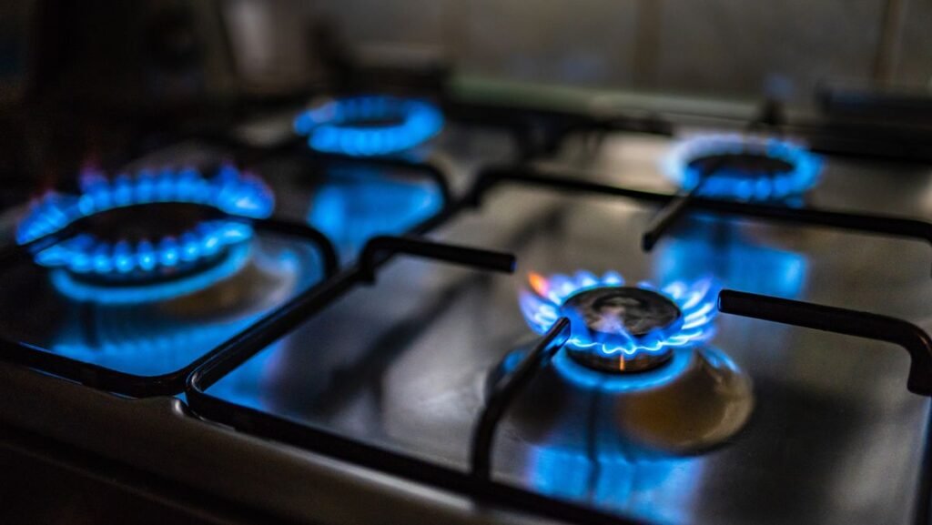 5 Easy Gas Stove Repair Hacks to Save Money at Home